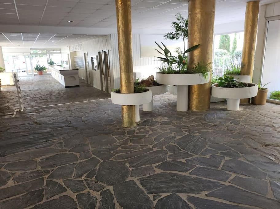 Superbe Apartement En Residence Avec Piscine Rosas Exterior foto